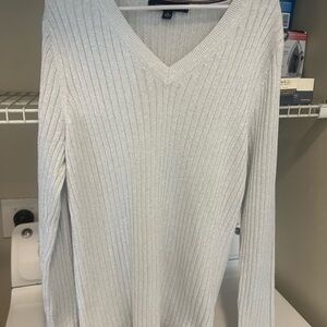 Tommy Hilfiger ladies large Ribbed Sweater with silver threads